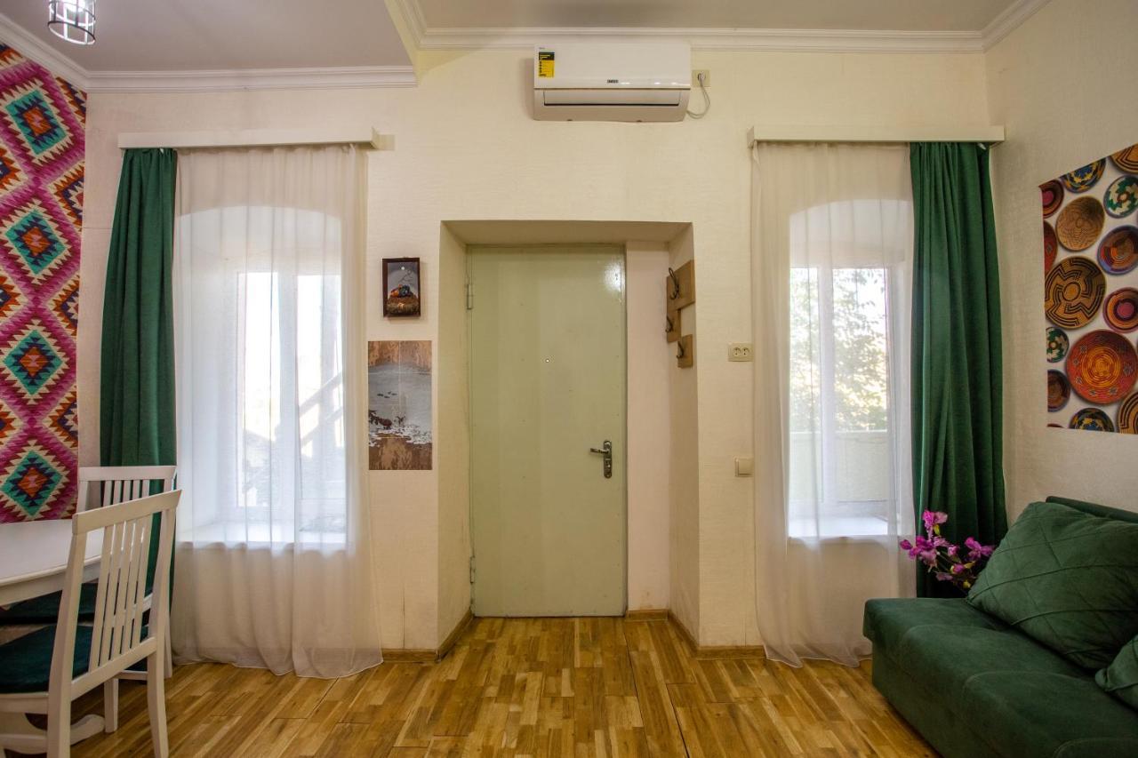 Downtown Apartment Near Sulfur Baths Tbilisi Ngoại thất bức ảnh